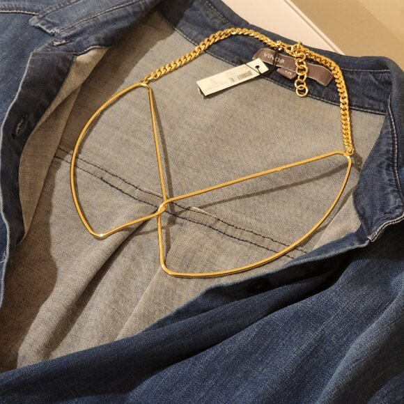 Brand New!! Marc Jacobs: Gold-toned|V shaped| Necklace - Picture 9 of 10